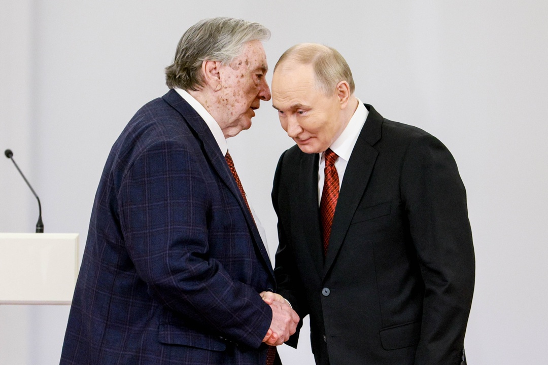 В Кремле состоялась церемония вручения медалей Героя Труда и Государственных премий