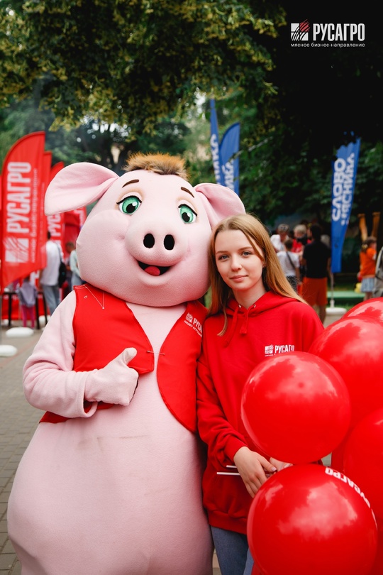 Друзья, давайте еще раз погрузимся в атмосферу самого яркого праздника этого лета!