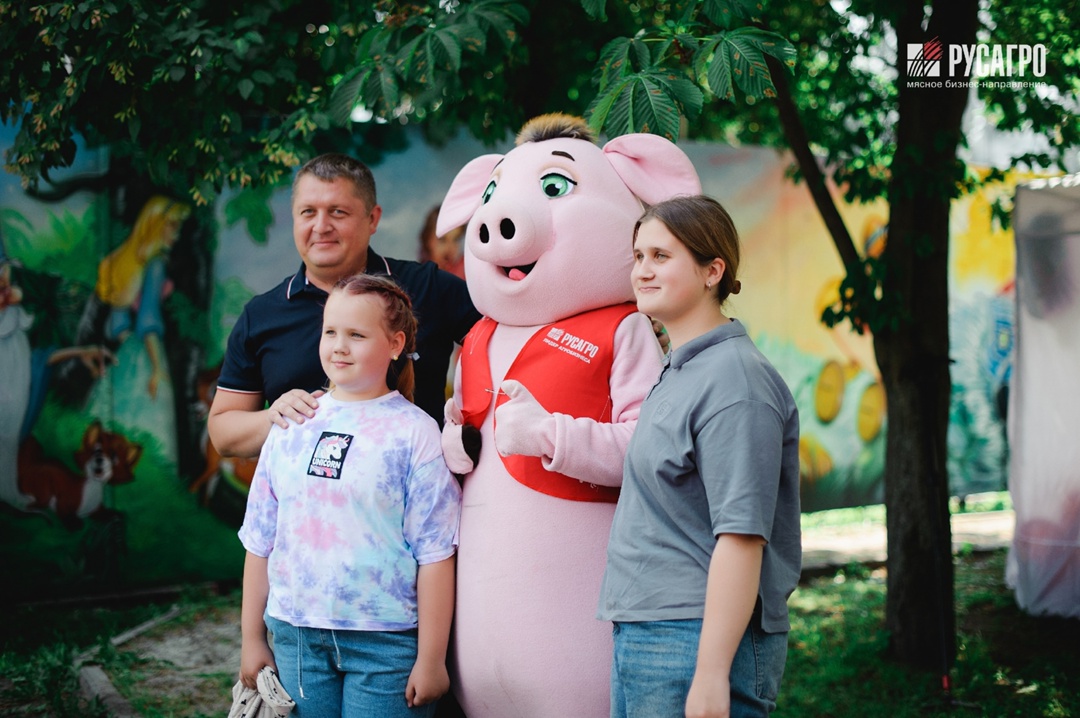 Друзья, давайте еще раз погрузимся в атмосферу самого яркого праздника этого лета!