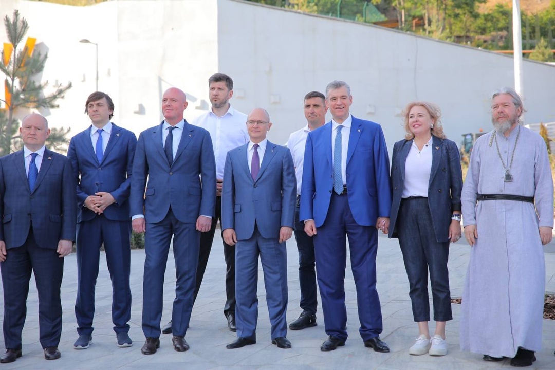 В составе делегации Первого заместителя Руководителя Администрации Президента Сергея Кириенко и вице-премьера Дмитрия Чернышенко первый замминистра Александр…