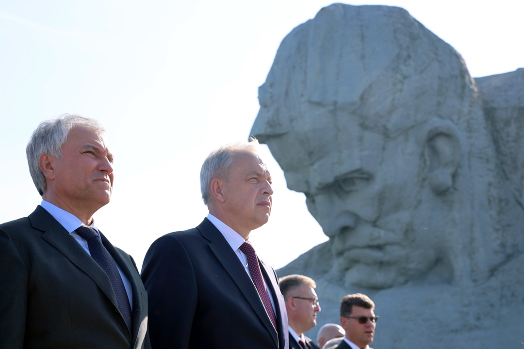 Председатель Парламентского Собрания Союза Беларуси и России, Председатель ГД Вячеслав Володин совместно с Председателем Палаты представителей Национального…