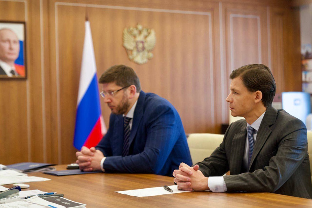 Глава Минстроя России Ирек Файзуллин провел рабочую встречу с генеральным директором Фонда развития территорий Василием Купызиным
