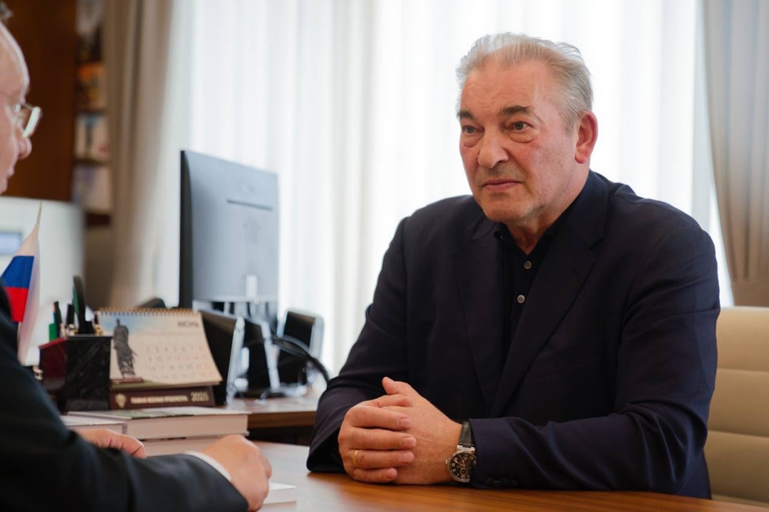 В Минстрое России состоялась рабочая встреча Министра строительства и ЖКХ РФ Ирека Файзуллина и депутата Государственной Думы Владислава Третьяка