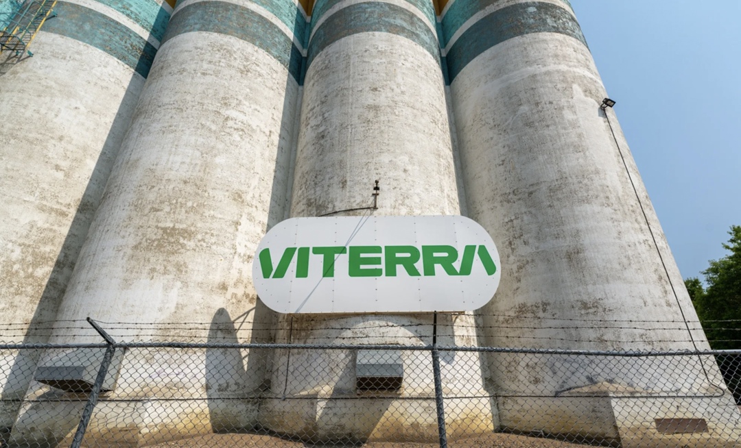Власти Китая одобрили слияние Bunge Global SA и Viterra. Крупнейшая в мировом АПК сделка оценивается в $34 млрд, Bunge рассчитывает завершить ее примерно 2…