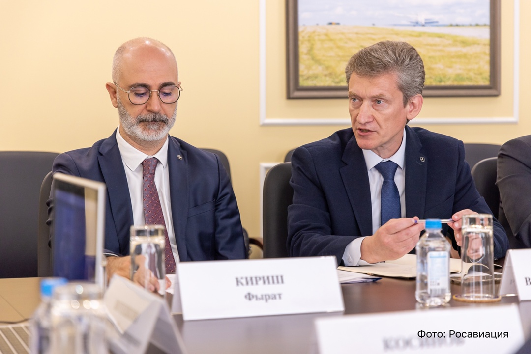 Обсудили работу Turkish Airlines и авиакомпаний ОАЭ