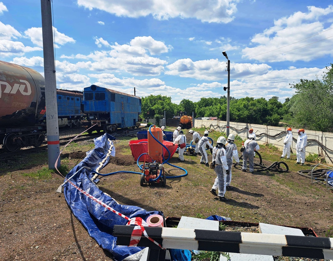 #Учения Западно-Уральское управление Ростехнадзора совместно с представителями ГУ МЧС Оренбургской области приняло участие в проверке готовности…