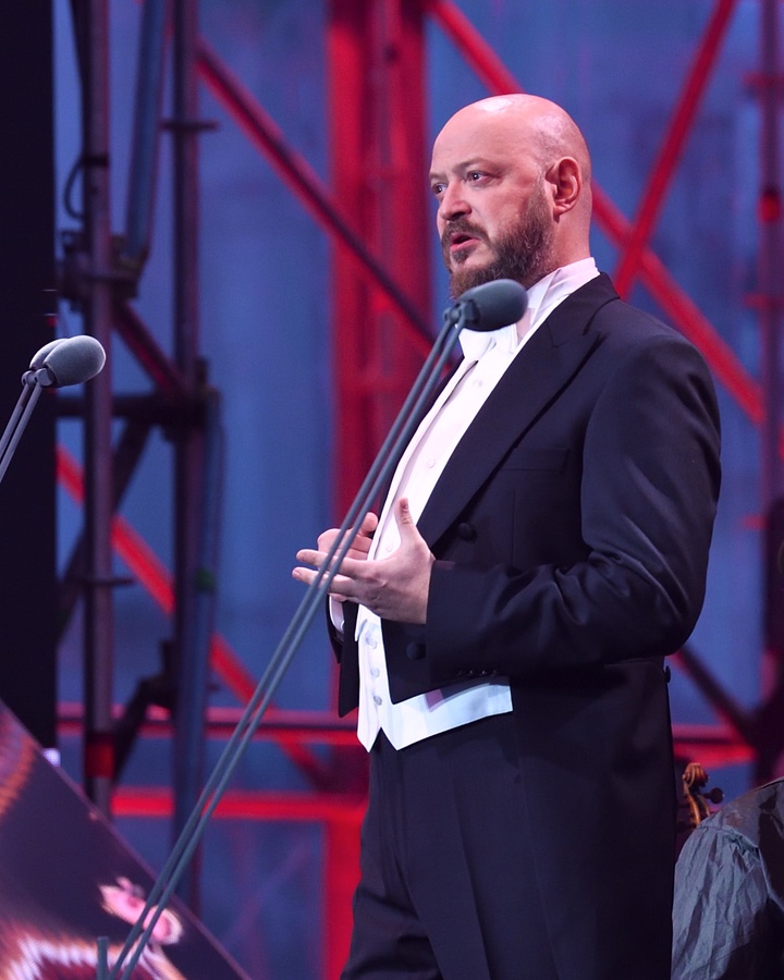 По следам «Классики на Дворцовой»… Делимся красочными фотографиями с празднования Дня города Санкт-Петербурга и восхищаемся грандиозным шоу!