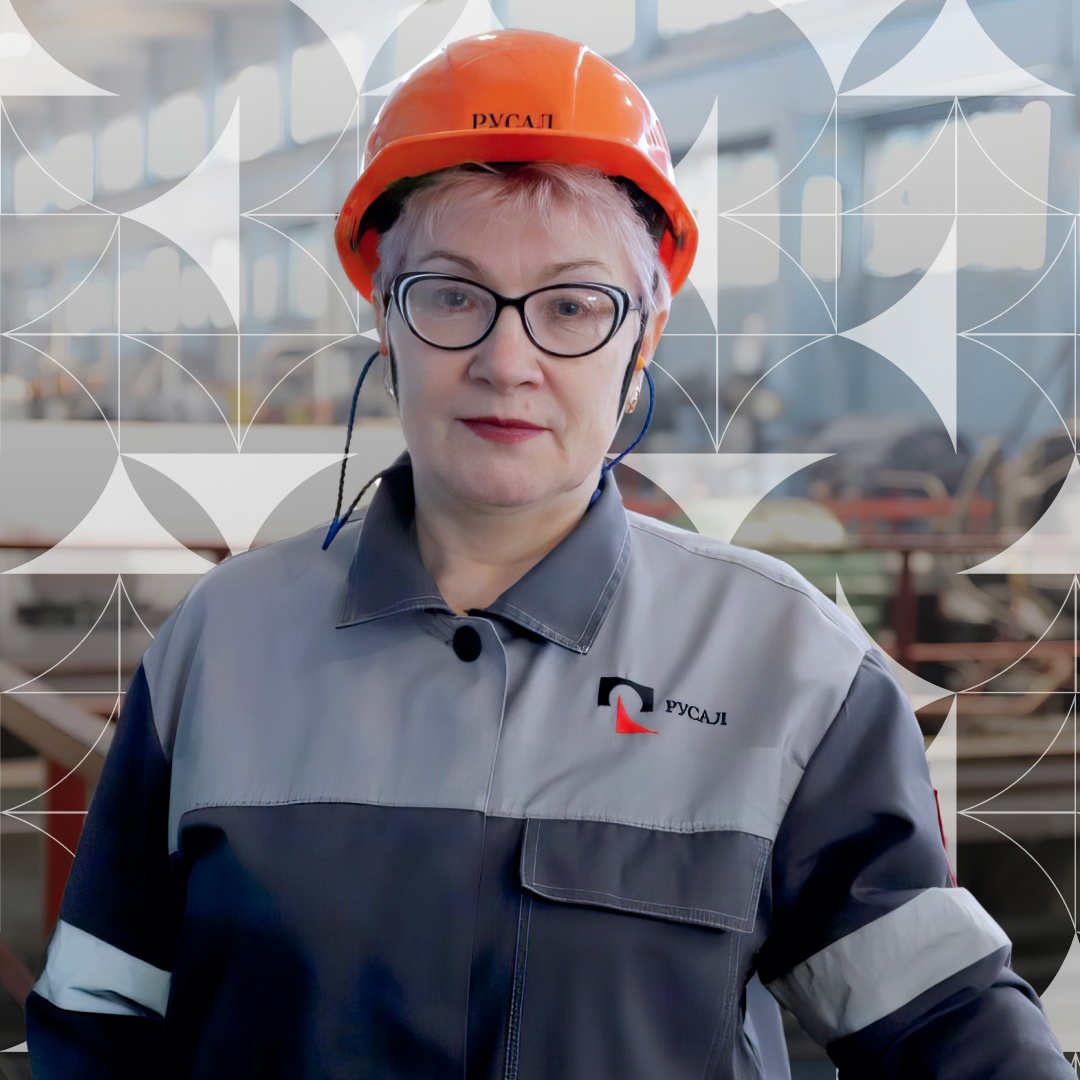 «Обожаю свою работу! Здесь я на своем месте. За время отпуска успеваю соскучиться по своим агрегатам так, что выхожу в машинный зал и здороваюсь с ними