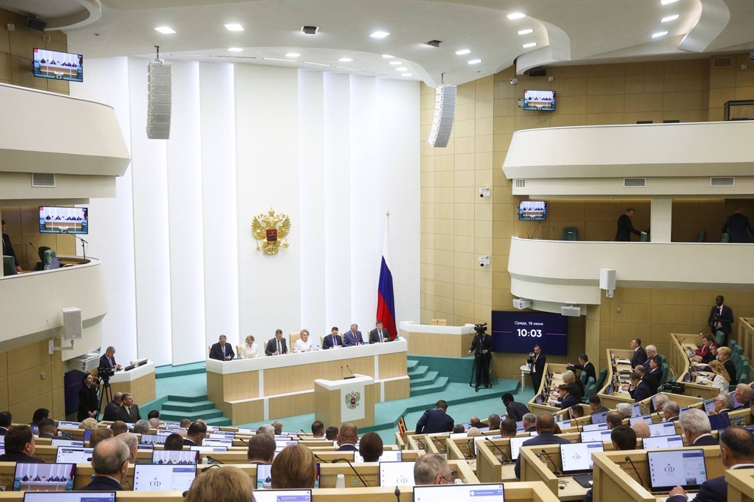Совет Федерации одобрил законы в сфере градостроительства и ЖКХ