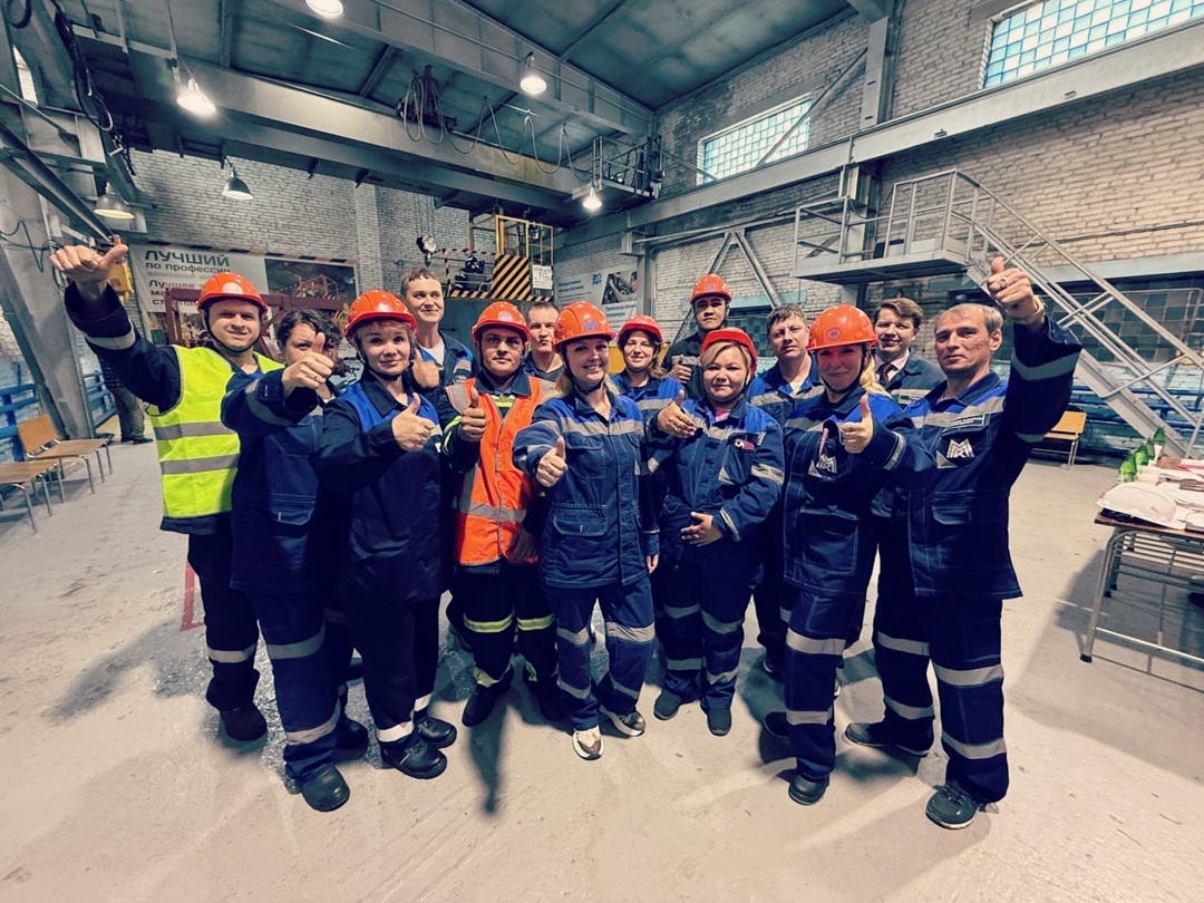 Железная связка: машинист + стропальщик