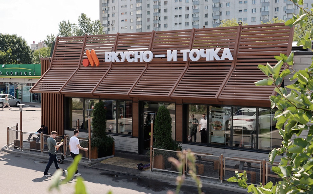Сеть ресторанов быстрого питания «Вкусно - и точка» работает над созданием постного и халяльного меню для своих заведений, сообщил ТАСС в кулуарах…