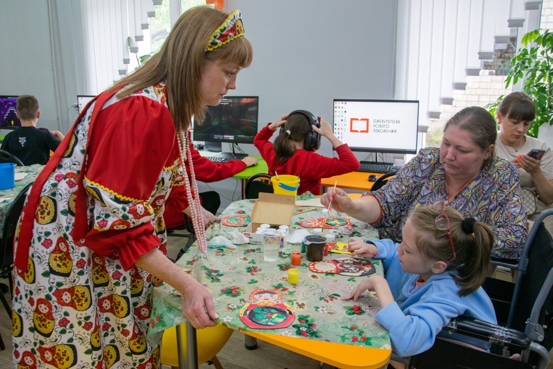 Благотворительный проект для детей с особенностями здоровья «Творчество без границ» стартовал в Свободном при поддержке «Газпром переработка Благовещенск»