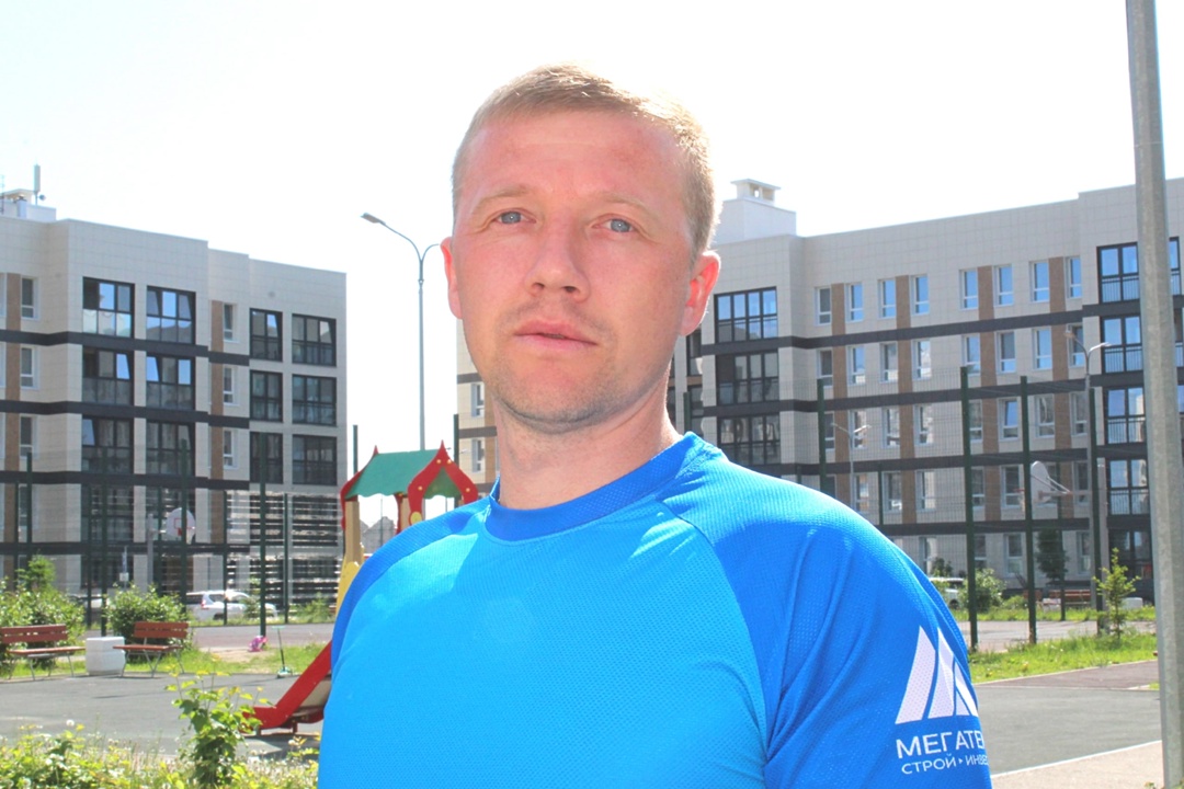 Забег на 67 параллели: работник Амурского ГПЗ готовится к легкоатлетическому марафону в Заполярье