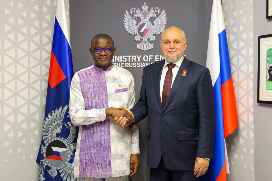 Сергей Цивилев провёл переговоры с Министром энергетики Буркина-Фасо Якубой Забре Губой на полях ПМЭФ-2025