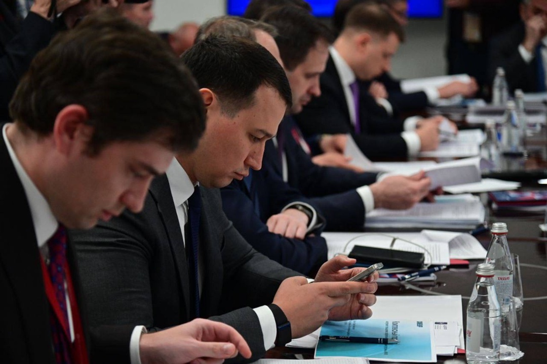 На ПМЭФ'25 обсудили поддержку инноваций в сфере строительства и ЖКХ