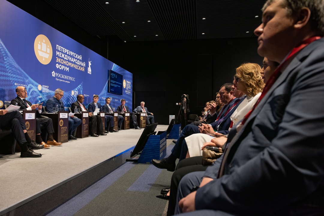 От логистики до социальных проектов — комплексный деловой подход