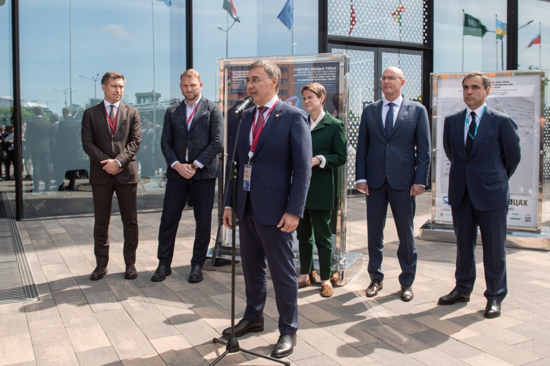 Дмитрий Чернышенко: Российская наука не безликая – она в лицах