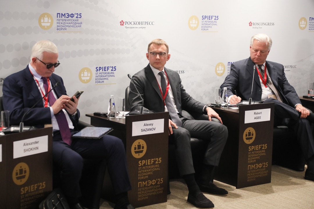 Алексей Сазанов: Мы будем применять в своей работе лучшие мировые практики для защиты российской налоговой базы