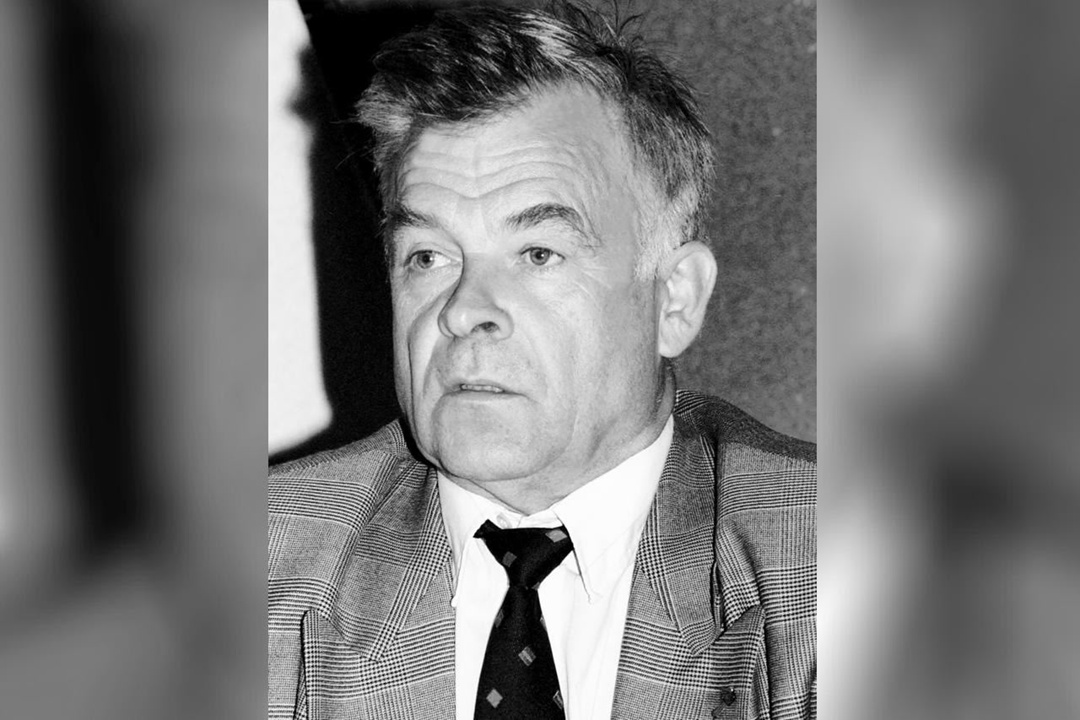 Родным, близким и коллегам Якова Владимировича Безеля