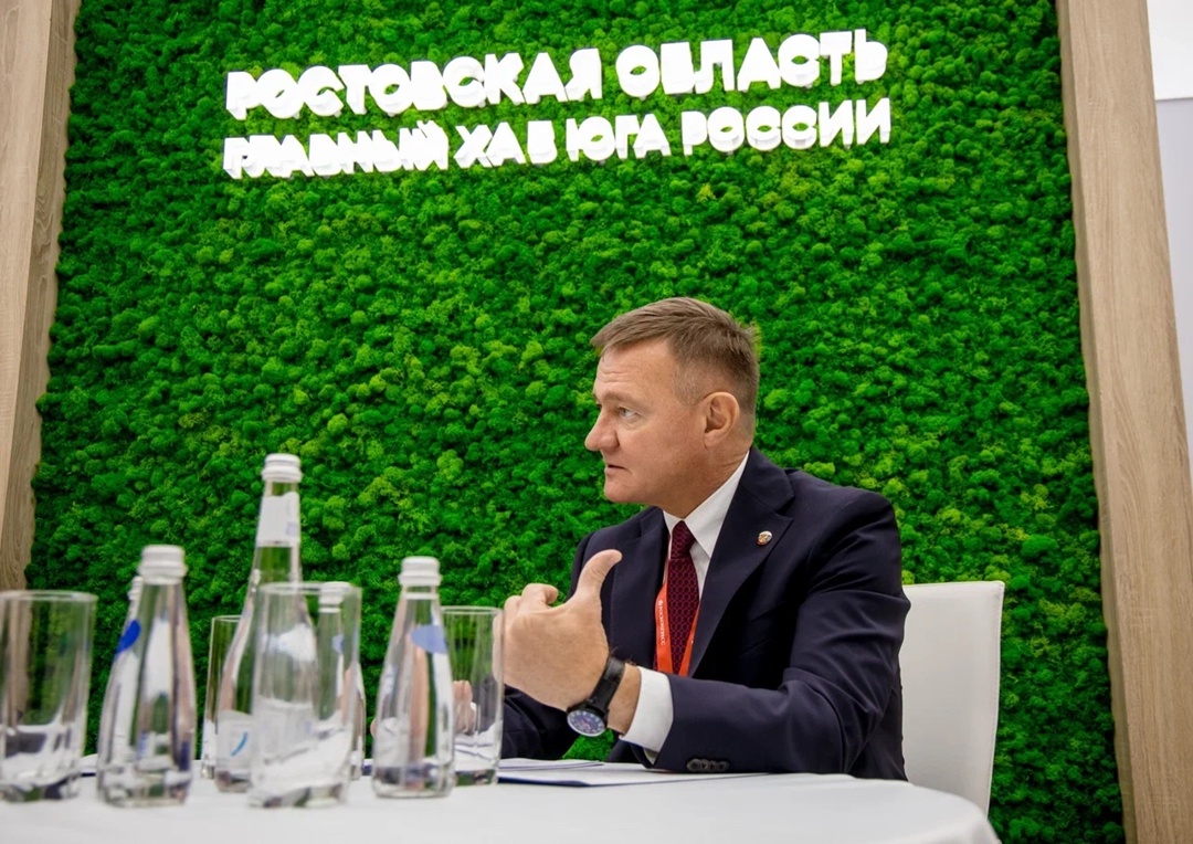 Роман Старовойт провел встречу с врио губернатора Ростовской области Юрием Слюсарем