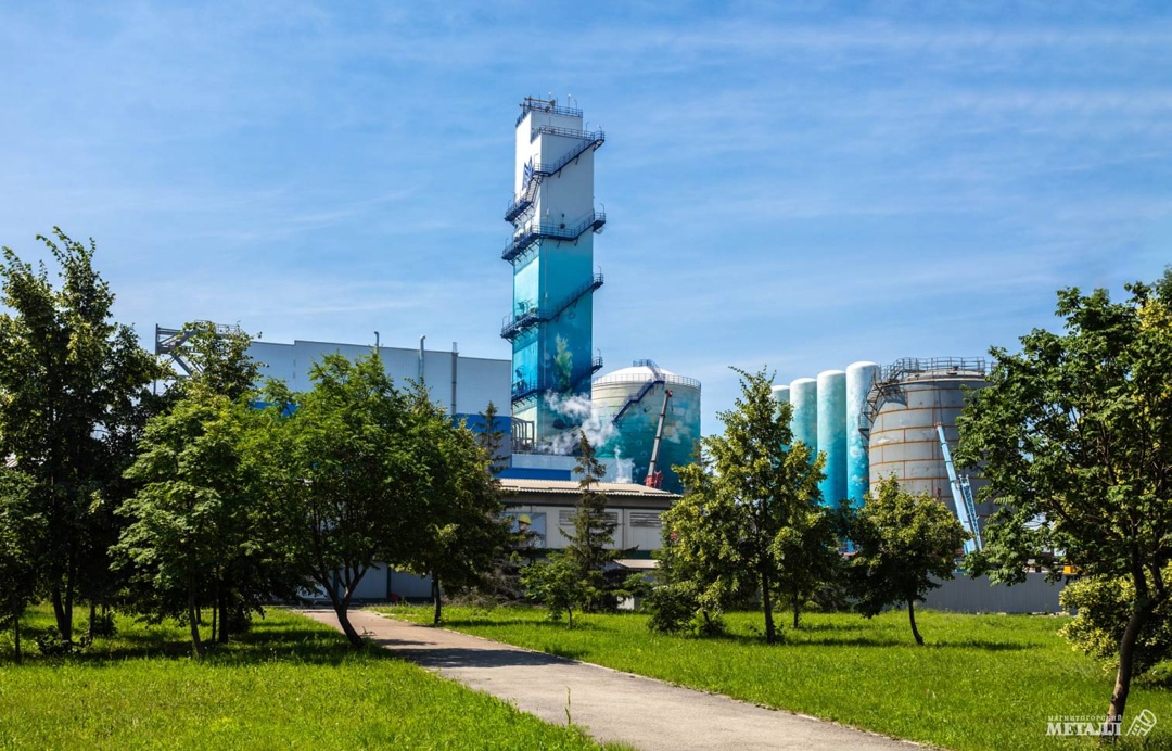 «Аквариум» посреди промплощадки? Да! И это только начало.
На территории ММК появилась настоящая галерея под открытым небом