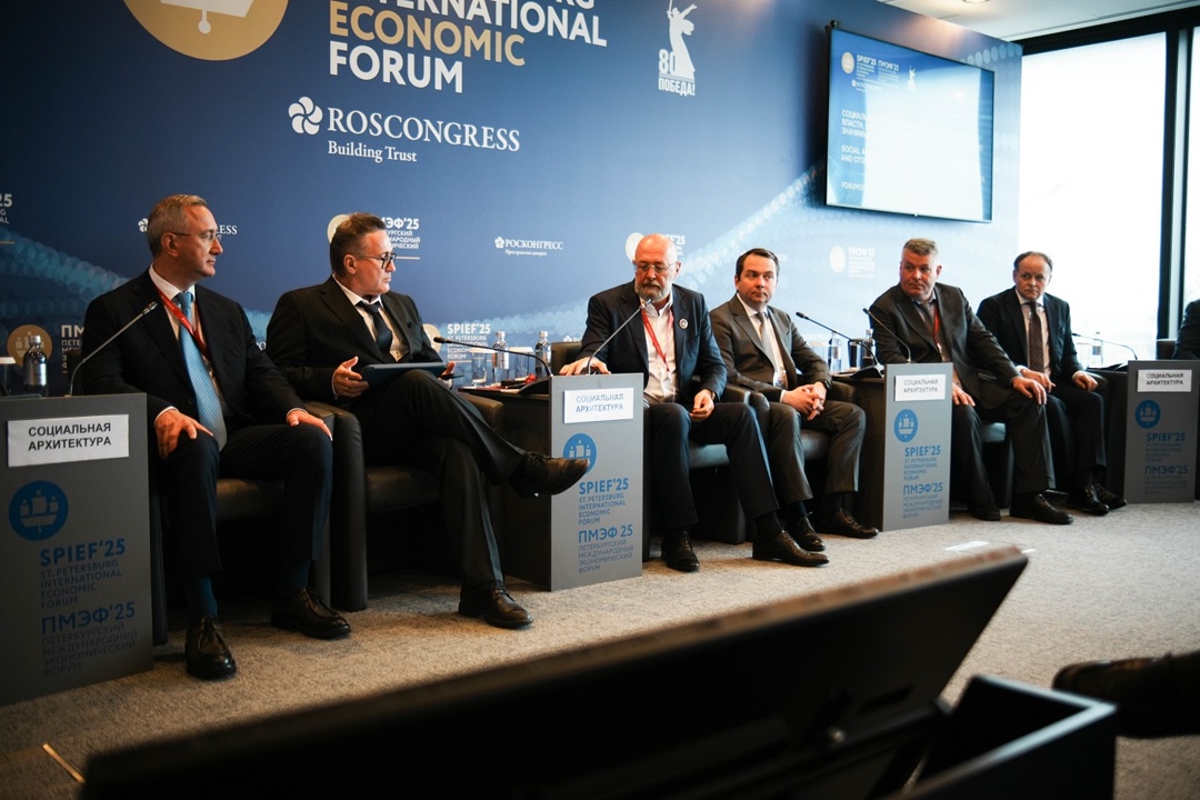 Михаил Рыбников на ПМЭФ-2025 рассказал о вкладе социальной программы ДРОЗД в решение общественно значимых задач