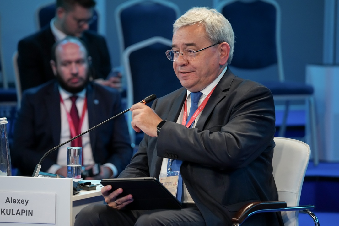 О подходах России к глобальному энергопереходу и работе на международных площадках рассказал генеральный директор РЭА Минэнерго России Алексей Кулапин на…