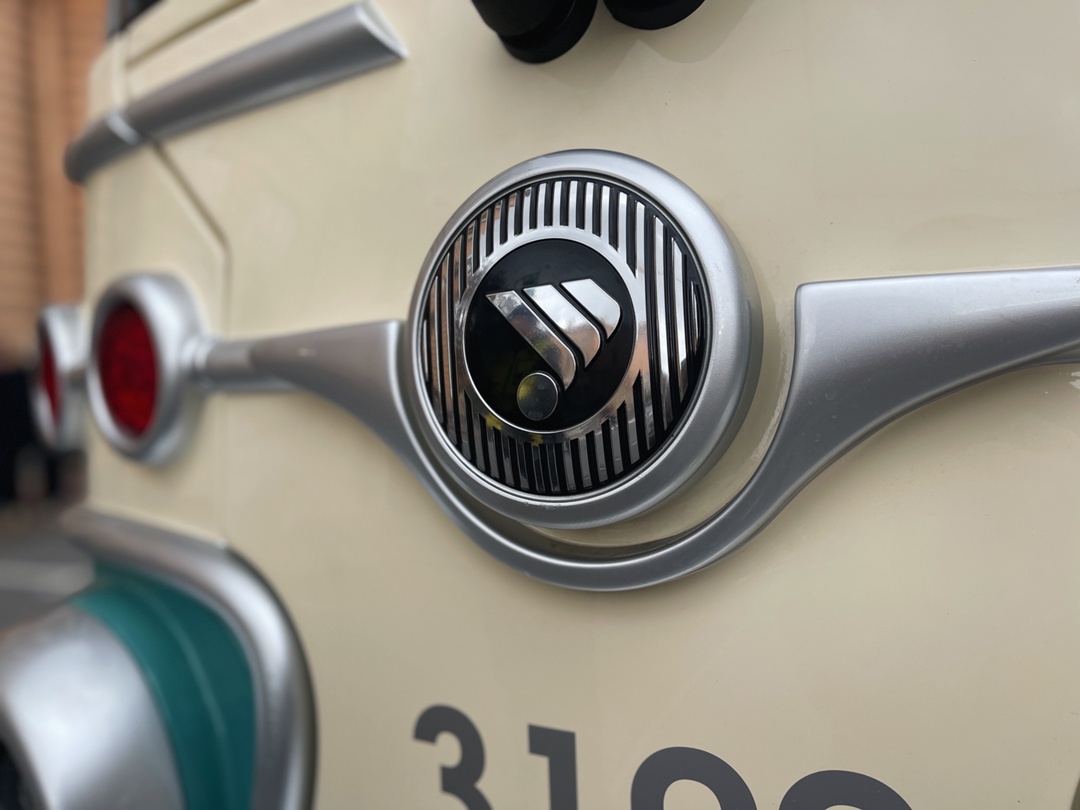 Если на вашем трамвае логотип «Уралтрансмаша», значит, вы на верном пути!