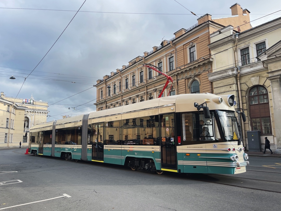 Если на вашем трамвае логотип «Уралтрансмаша», значит, вы на верном пути!