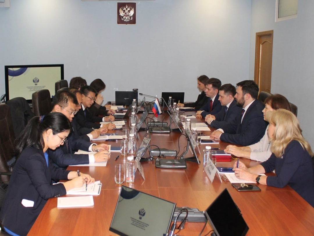 Росстат и Национальное статистическое бюро Китая обсудили сотрудничество на ПМЭФ 2025