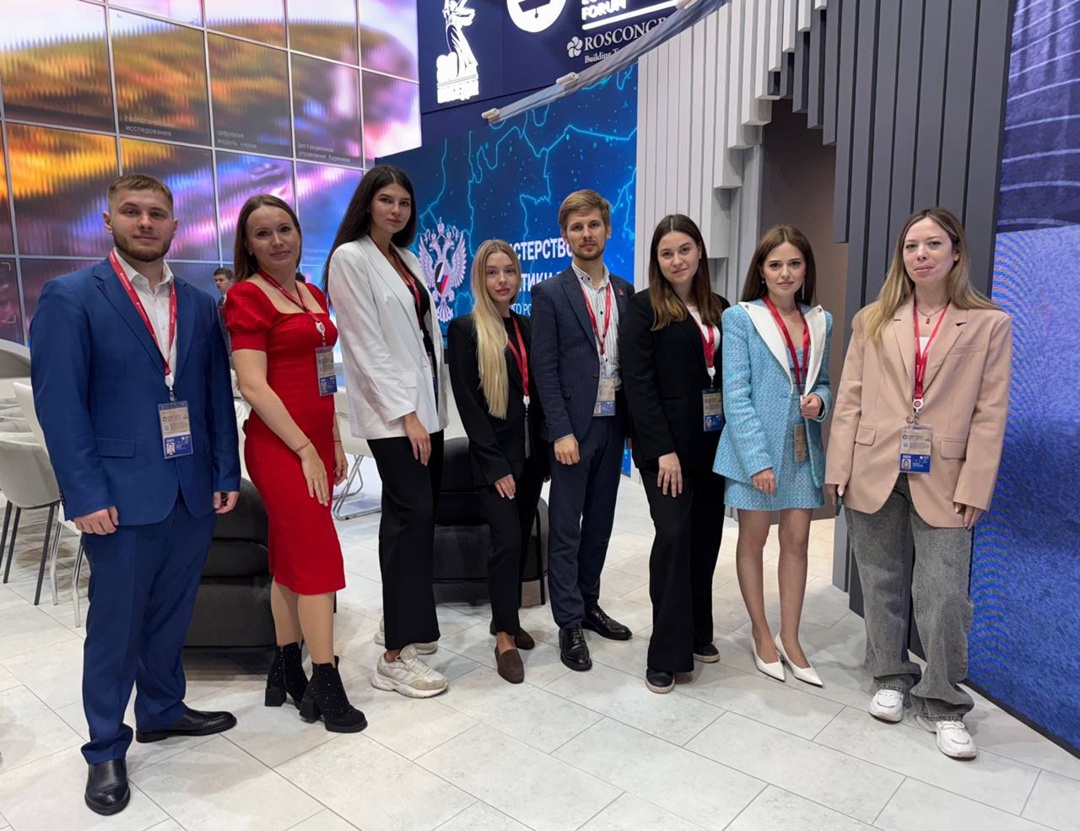 Делегация Минэнерго России приняла участие в Молодёжном дне ПМЭФ-2025