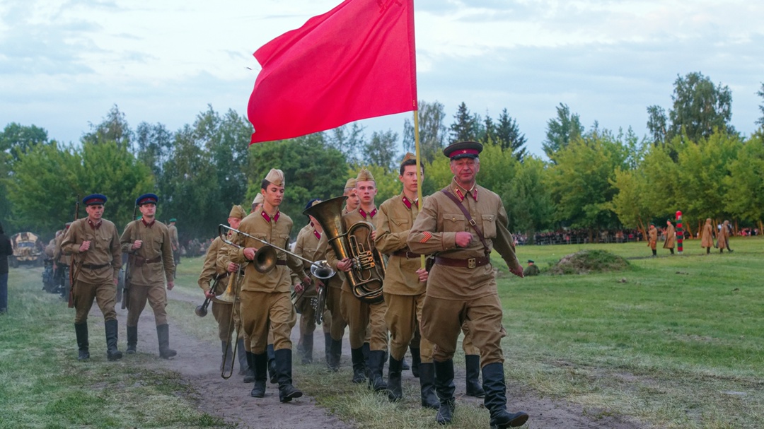 В мемориальном комплексе «Брестская крепость-герой» состоялся ночной митинг-реквием, посвященный Дню всенародной памяти жертв Великой Отечественной войны