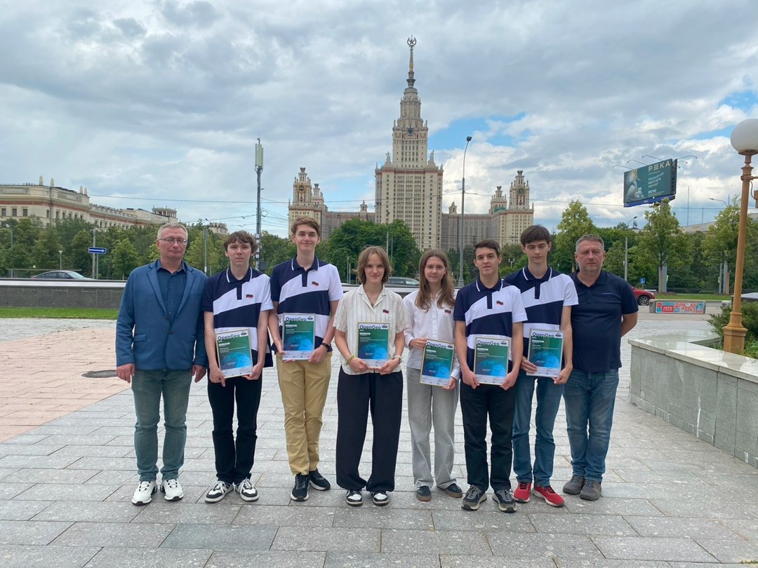 Дмитрий Чернышенко: Повышение качества преподавания естественных наук в школах дает свои плоды