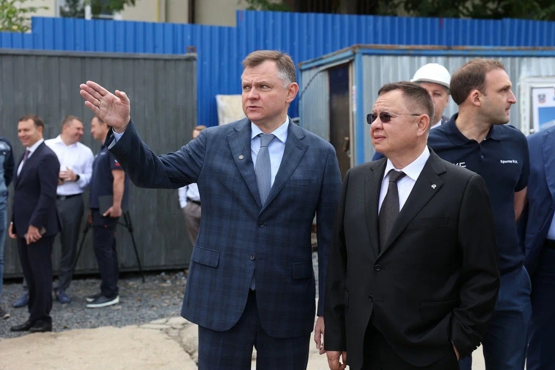 В ходе рабочего визита в Ростовскую область Глава Минстроя России Ирек Файзуллин ознакомился с ходом строительства и реконструкции социальных объектов