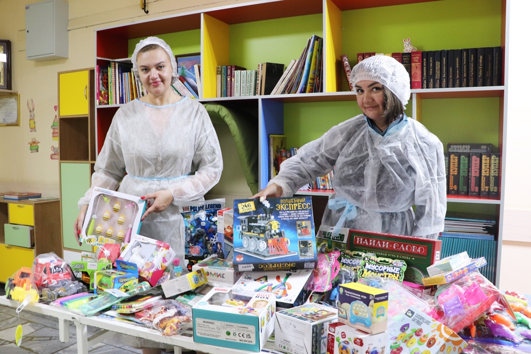 Подарили детям частичку храбрости Передали юным пациентам отделения онкологии и гематологии Кузбасской детской клинической больницы им. Ю. Е