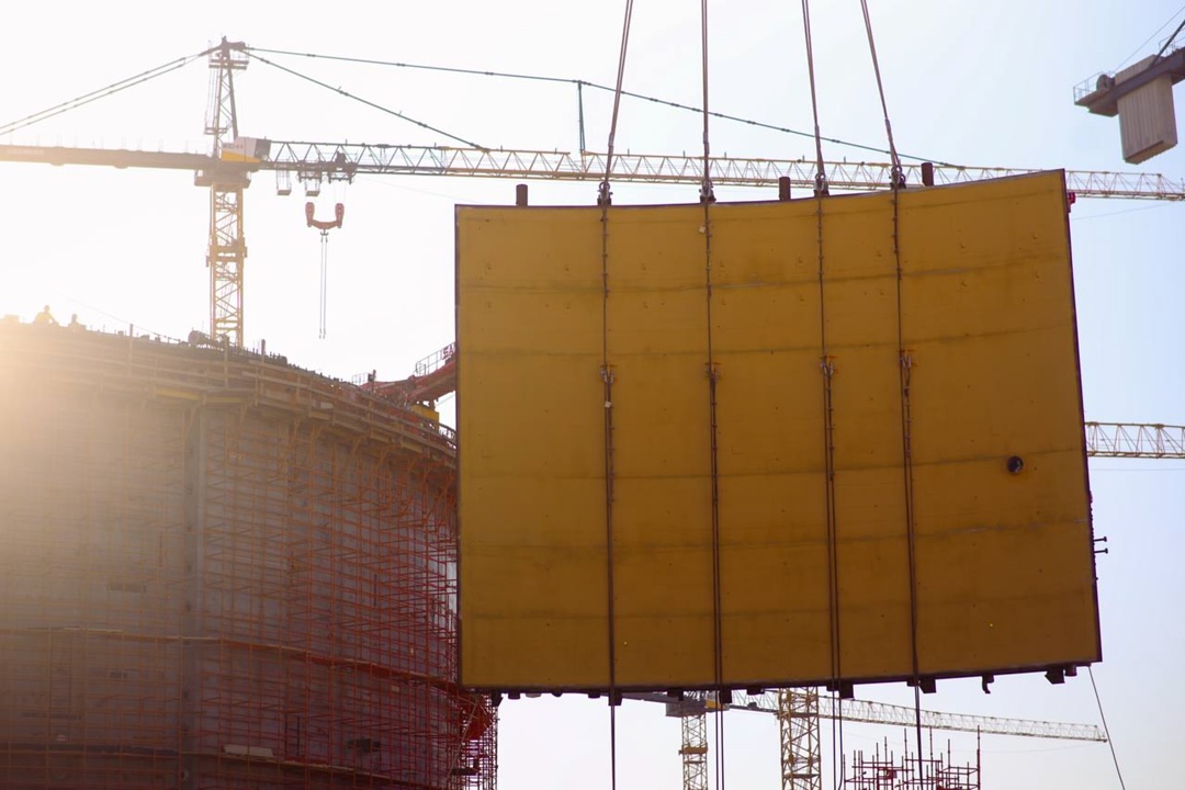 На втором энергоблоке АЭС «Эль-Дабаа» стартовал монтаж третьего яруса внутренней защитной оболочки (ВЗО)