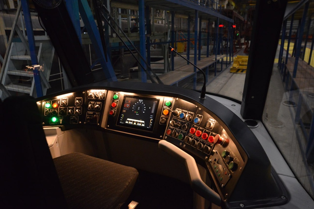 Уралтрансмаш раздает всем стиля Рестайлинговый трамвай модели 71-415 — это какое-то чудо на колесах