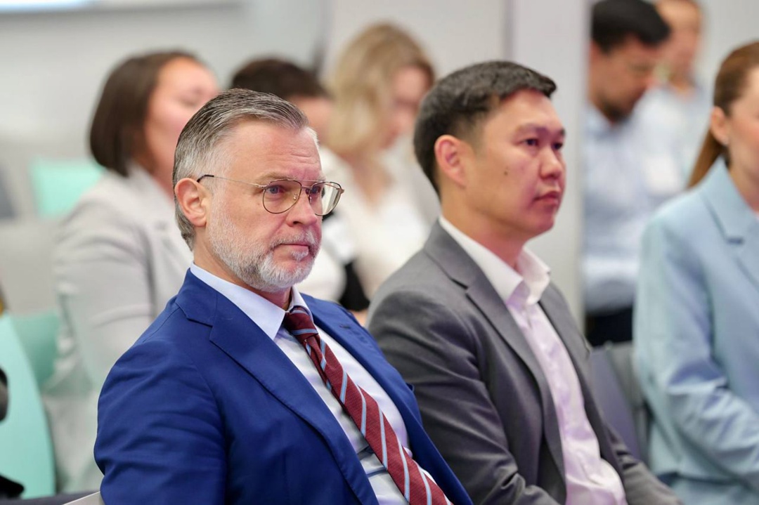 Сегодня в Якутсве стартовала серия обучающих интенсивов «Цифровая прокачка», организованная правительством Республики Саха (Якутия) совместно с АНО «Цифровая…