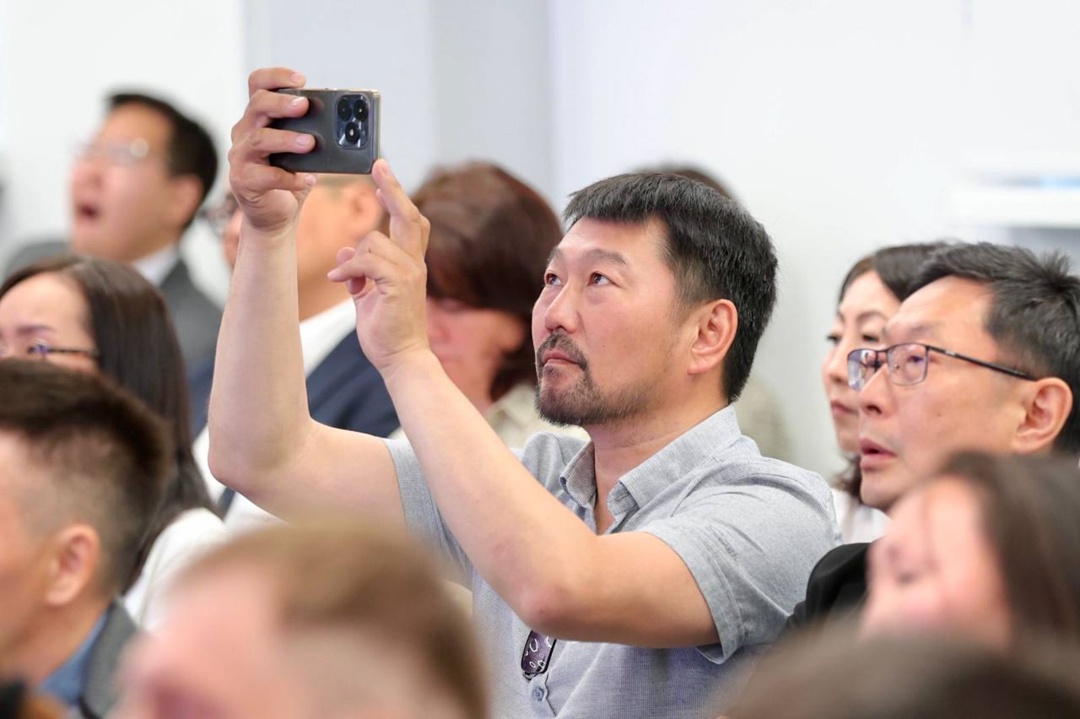 Сегодня в Якутсве стартовала серия обучающих интенсивов «Цифровая прокачка», организованная правительством Республики Саха (Якутия) совместно с АНО «Цифровая…