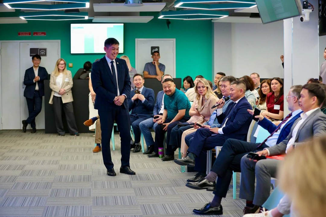 Сегодня в Якутсве стартовала серия обучающих интенсивов «Цифровая прокачка», организованная правительством Республики Саха (Якутия) совместно с АНО «Цифровая…