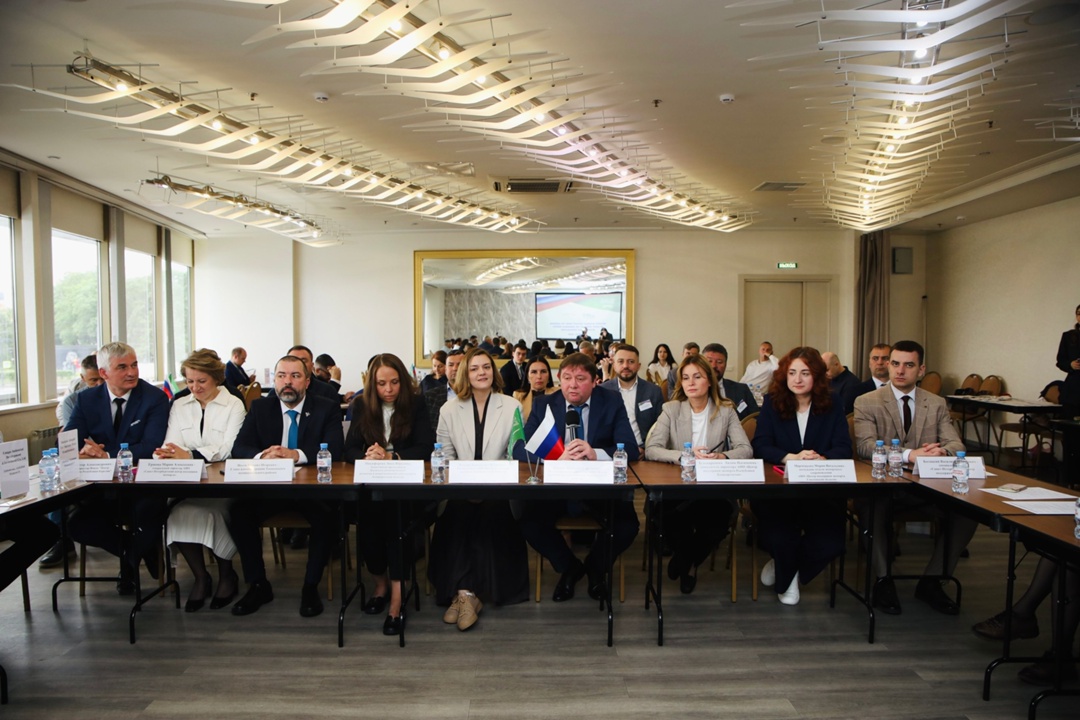 С 25 по 27 июня в Санкт-Петербурге проходит реверсная бизнес-миссия из Саудовской Аравии.