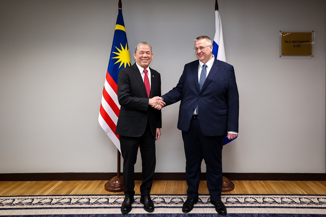 Алексей Оверчук провёл встречу с заместителем премьер-министра, министром энергетического перехода и водных ресурсов Малайзии Фадиллой Юсуфом