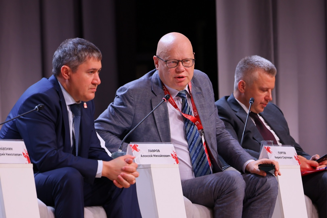 Алексей Лавров: В 2025 году мы перешли к качественно новому уровню контрактной системы