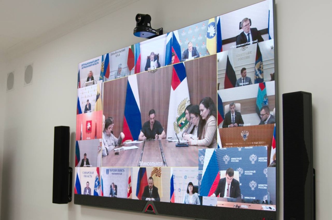 В Минстрое России прошло еженедельное совместное совещание с регионами и главными распорядителями бюджетных средств (ГРБС)