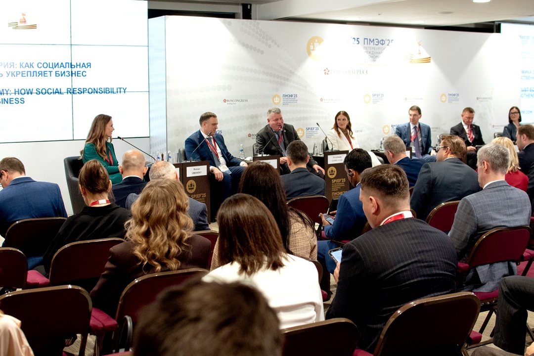 Михаил Рыбников в ходе ПМЭФ-2025 рассказал о комплексном подходе ФосАгро к поддержке социальной сферы
