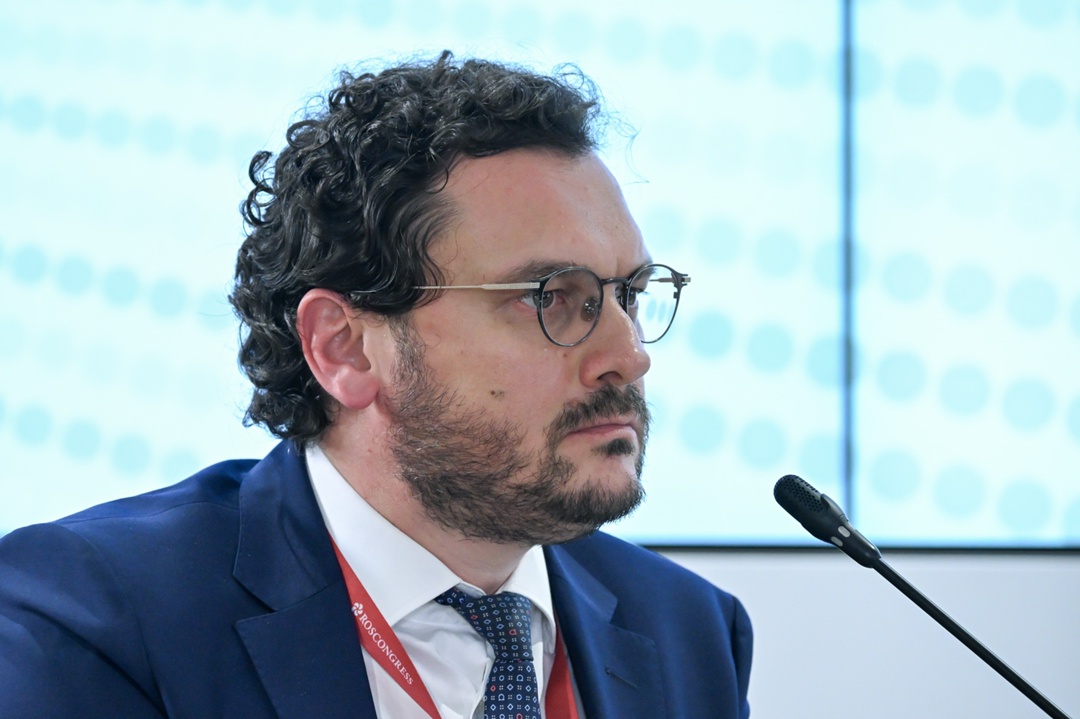 Цифра на ПМЭФ: провели сессию об индустриальных первопроходцах.