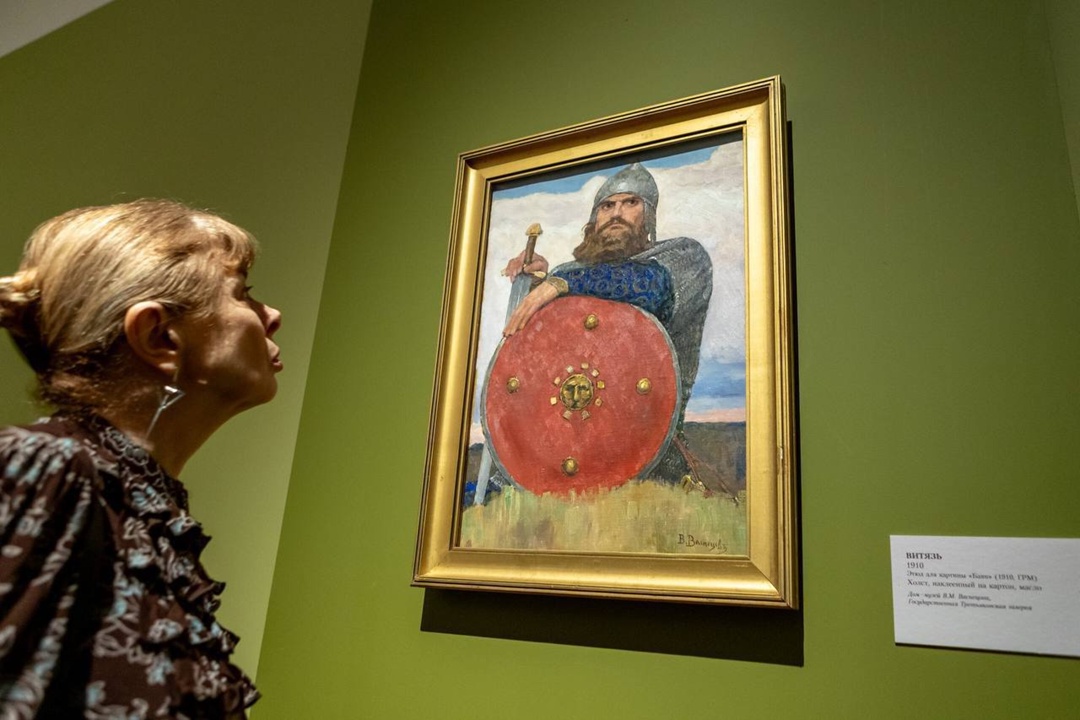 Абсолютный рекорд Выставка Виктора Васнецова, организованная при поддержке ЛУКОЙЛа, — самая массовая за столетнюю историю корпуса Бенуа Русского музея.