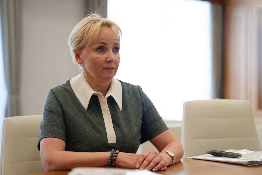 Министр строительства и ЖКХ РФ Ирек Файзуллин провел рабочую встречу с врио губернатора Еврейской автономной области Марией Костюк