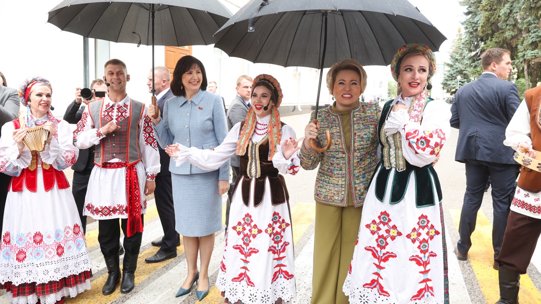 Главы верхних палат парламентов Российской Федерации и Республики Беларусь также приняли участие в церемонии открытия Генерального консульства Республики…