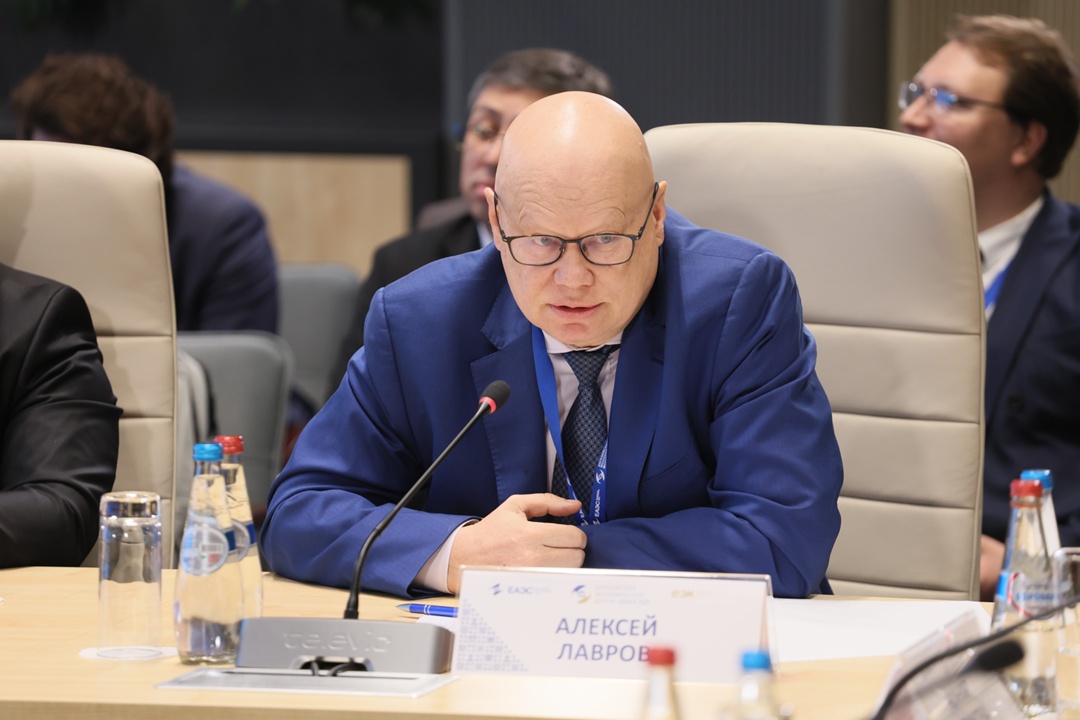 Алексей Лавров: Для упрощения взаимного участия стран в госзакупках нужно более сильными темпами сближать правовую среду ЕАЭС